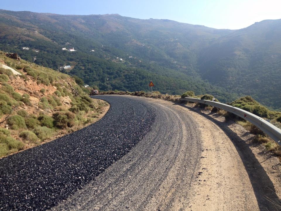 φροντιδα στους δρόμους της ανδρου από τον Έπαρχο Άνδρου may june 2016 vanglouk androsfilm (11)